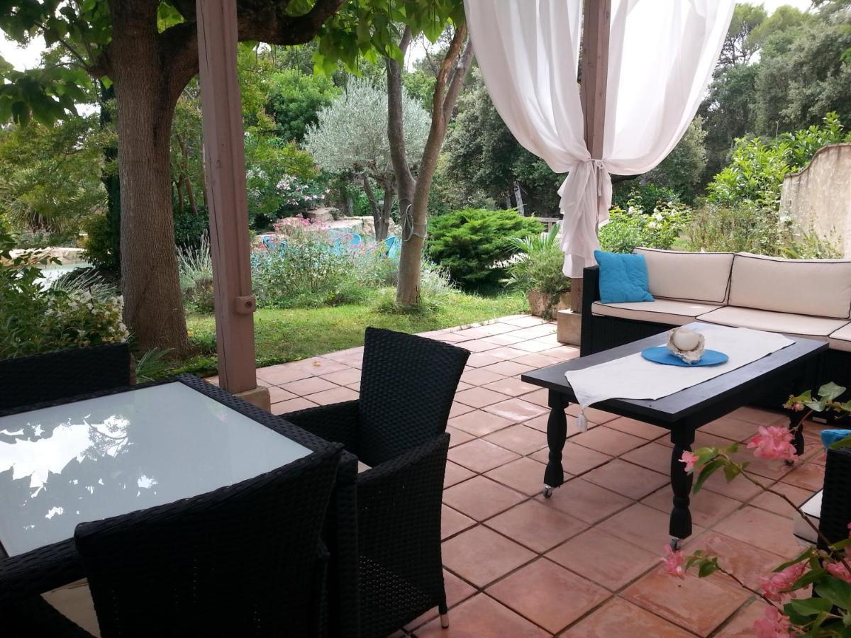 Bed and Breakfast La Bousquatiere Piolenc Exterior foto