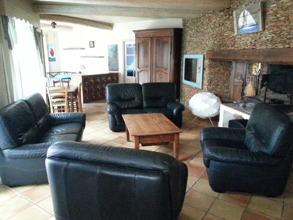 Bed and Breakfast La Bousquatiere Piolenc Habitación foto